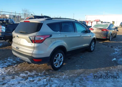 2017 Ford Escape Se z USA, uszkodzony, nr VIN 1FMCU9GD0HUB22498